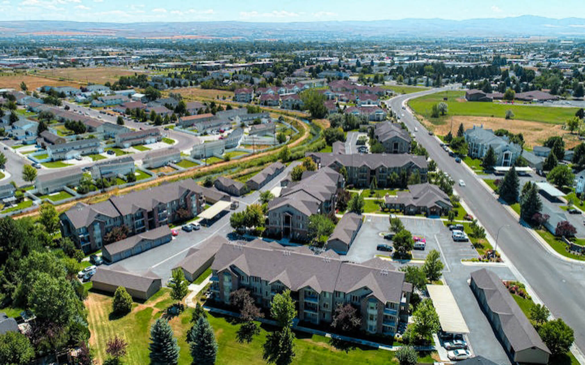 Paragon Corporate Housing - Meadows at Parkwood Apartments - Idaho Falls Idaho