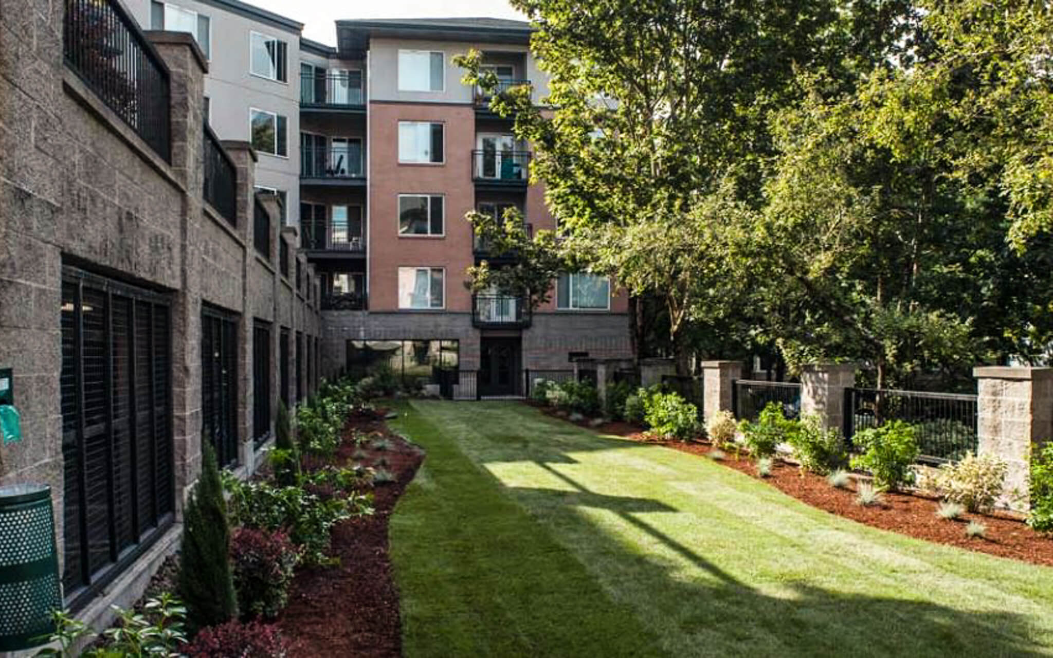Paragon Corporate Housing - The Douglas Apartments - Portland Oregon