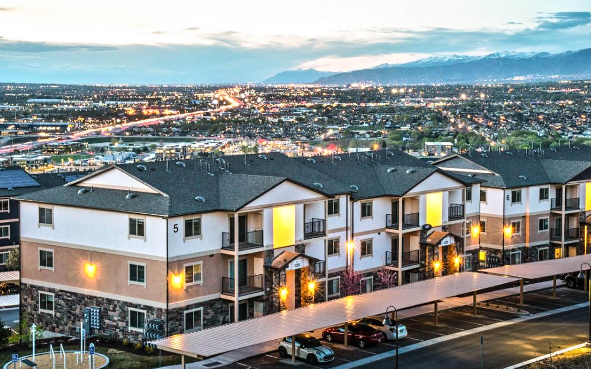 Paragon Corporate Housing - Triton Terrace Apartments - Draper Utah