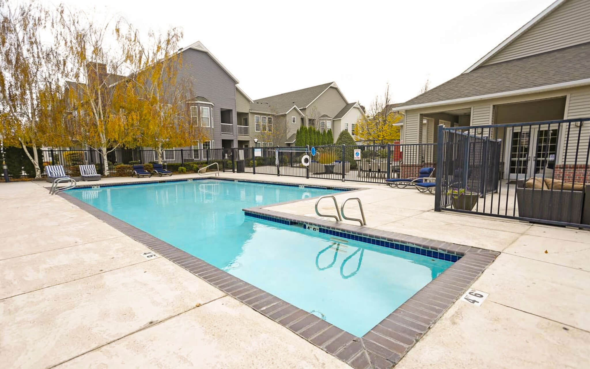 Paragon Corporate Housing - Villas at Meadow Springs Apartments - Richland Washington