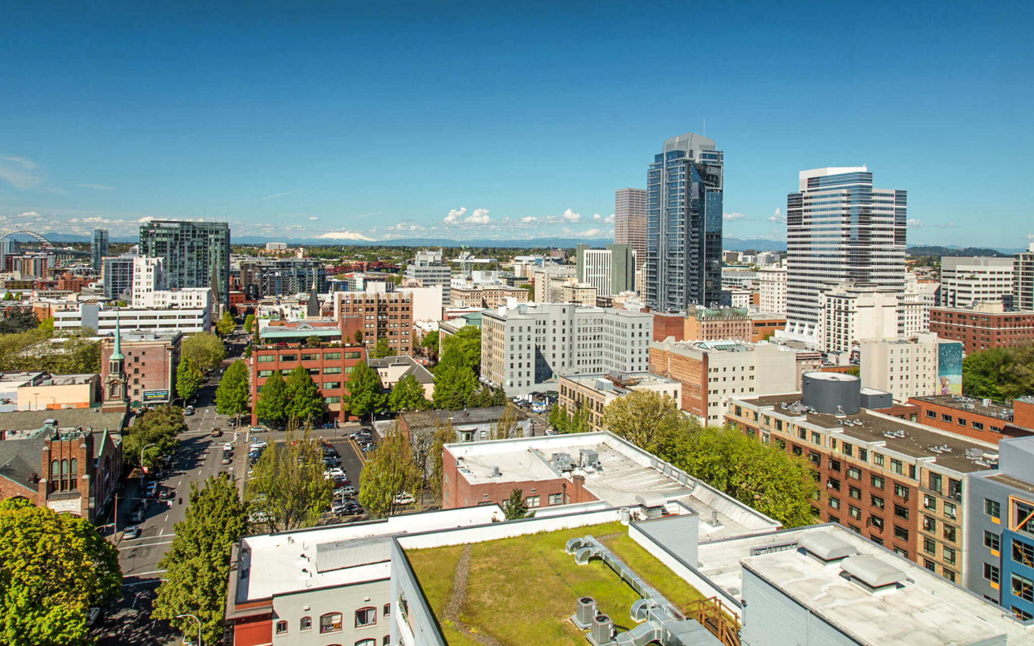 Paragon Corporate Housing - Sky3 Apartments - Portland Oregon