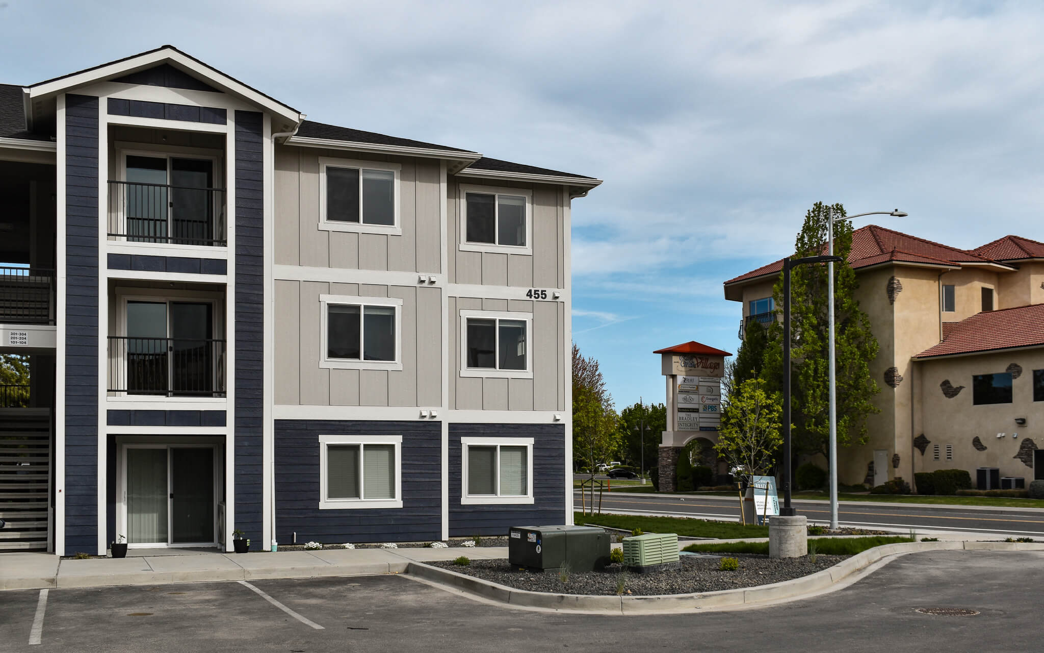 Paragon Corporate Housing - The Banks on Bradley Apartments - Richland Washington