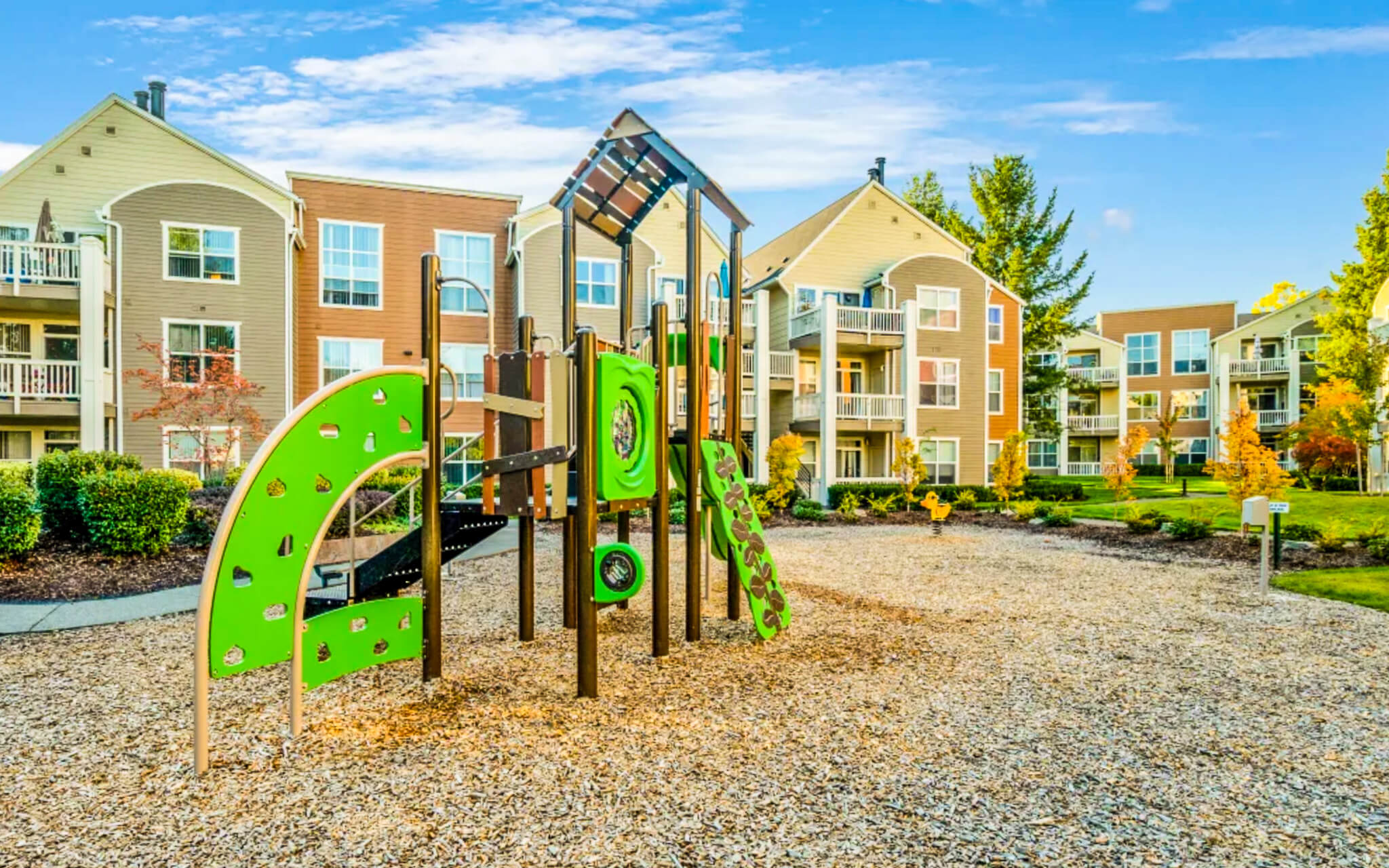 Paragon Corporate Housing - Center Pointe Apartments - Beaverton Oregon